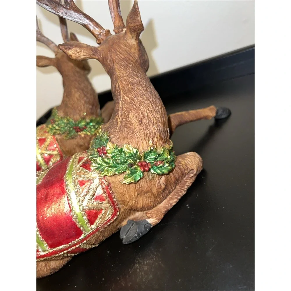 Set Of 2 Reindeer Resin Wooden Look Christmas Holiday Wreath Decor Display 10x8